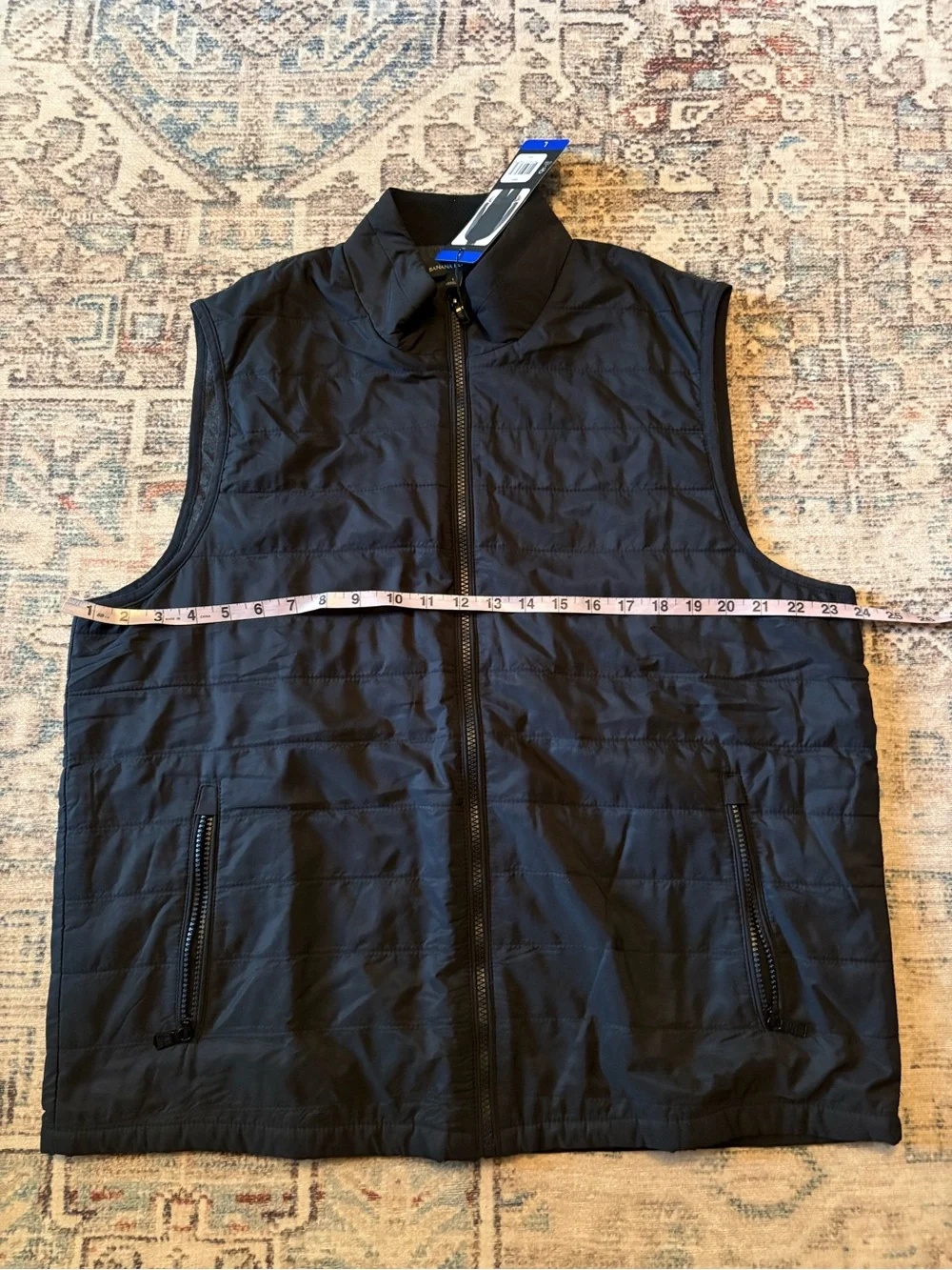 Banana Republic black quilted