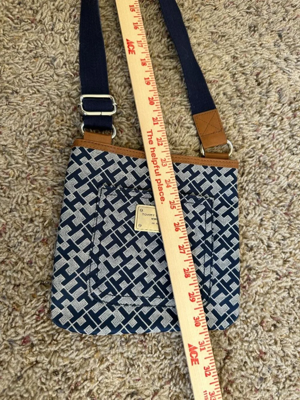Tommy Hilfiger chic functional