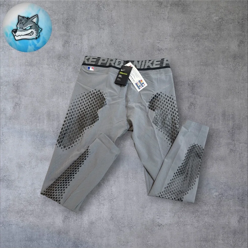 Nike pro hyperstrong