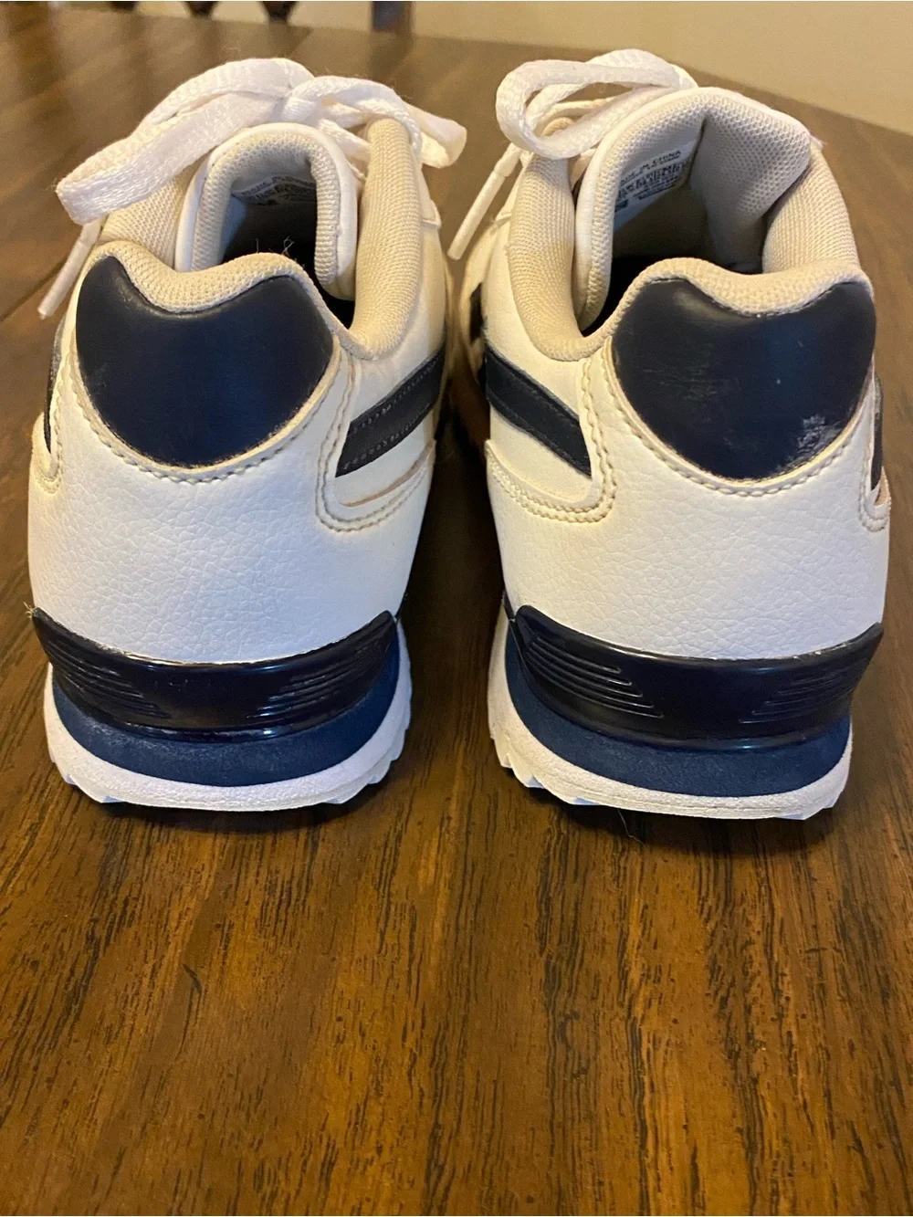 Reebok low upper