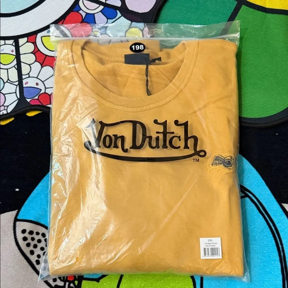 Unbranded mustard crewneck