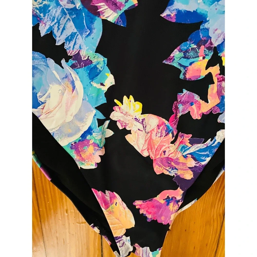 Bar III print tie secure