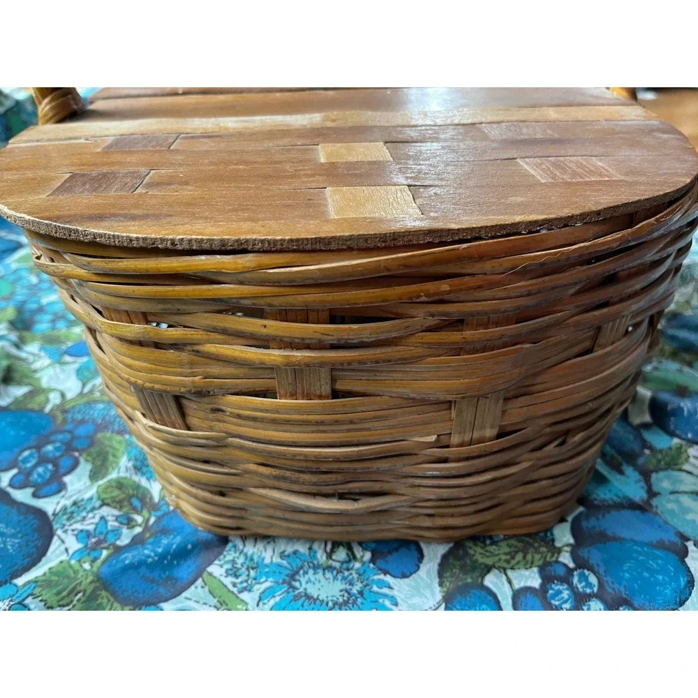 Unbranded vintage wicker