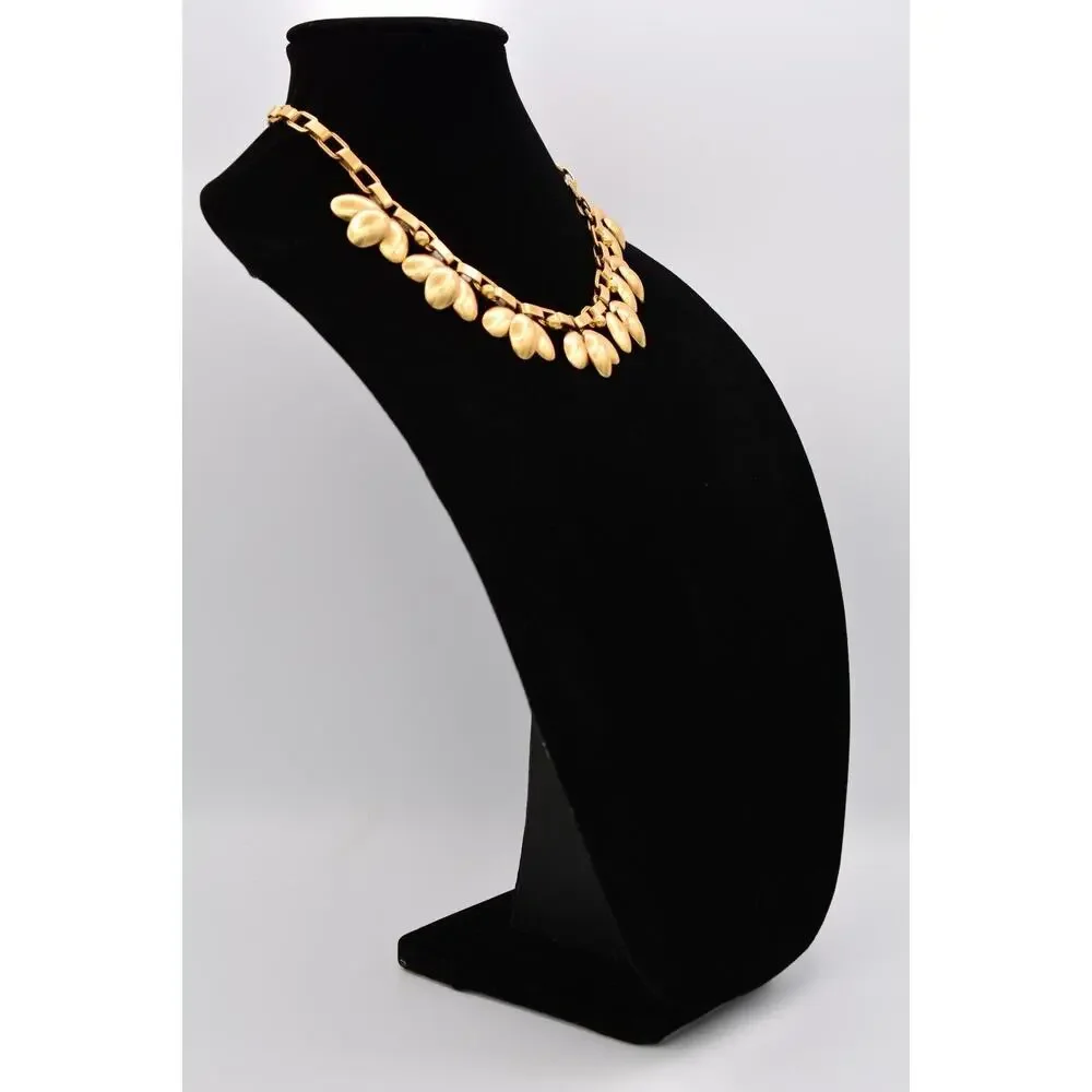 Stella & Dot gorgeous necklace