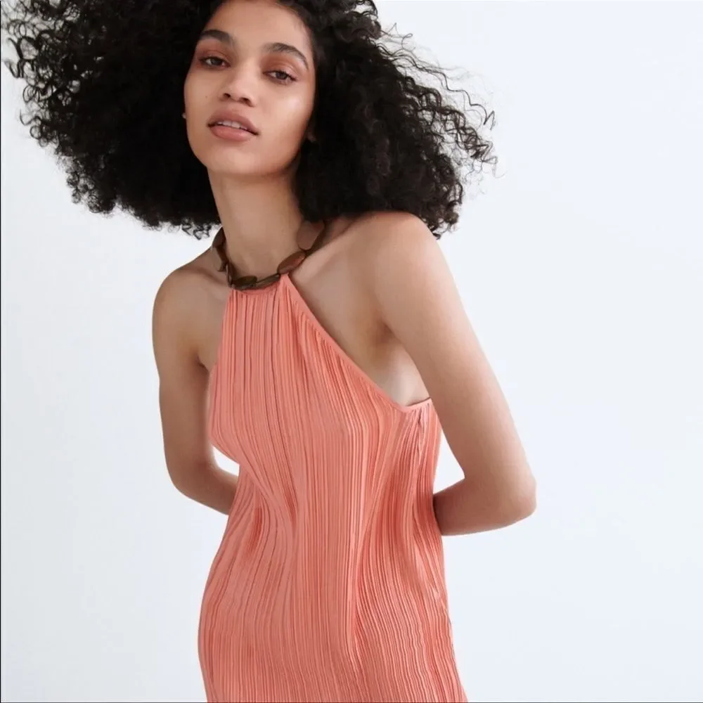 Zara blogger favorite
