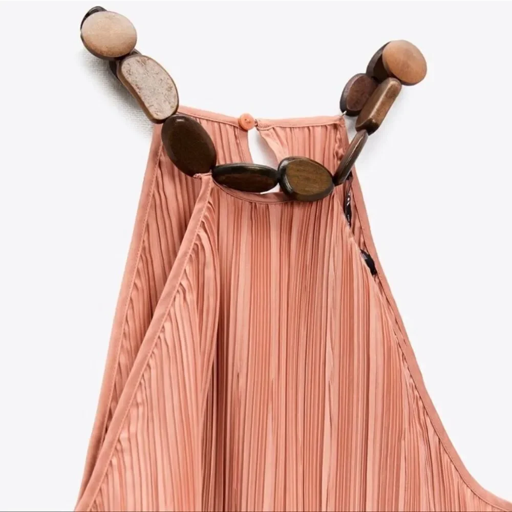 Zara blogger favorite