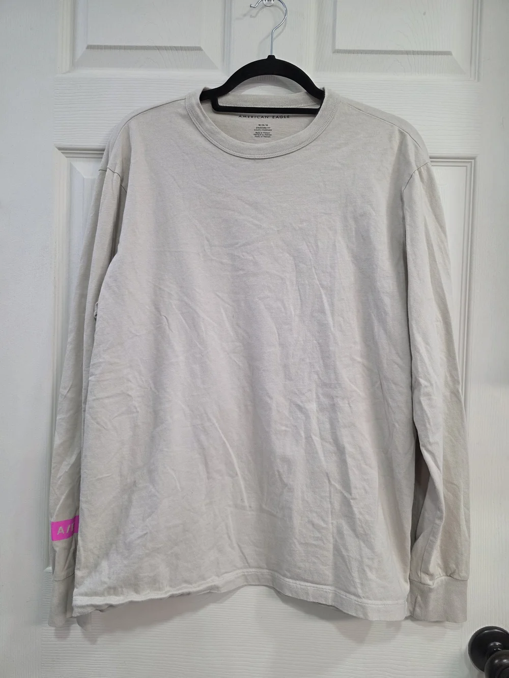 American Eagle Outfitters Tan And Pink Long-Sleeve Crewneck Graphic TShirt