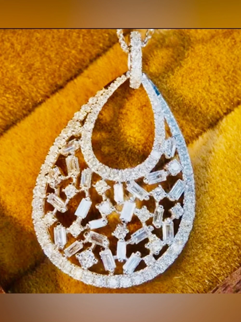 N/A sparkling white