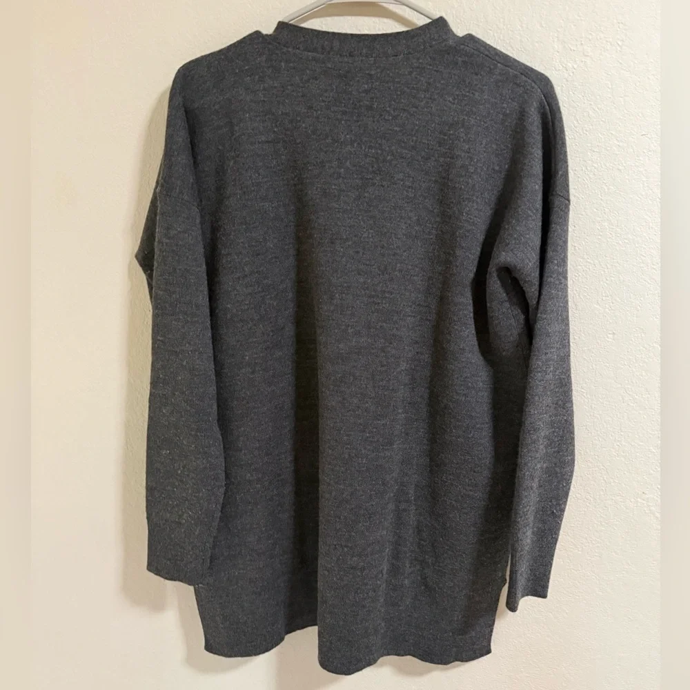 J. Crew approximate piece style