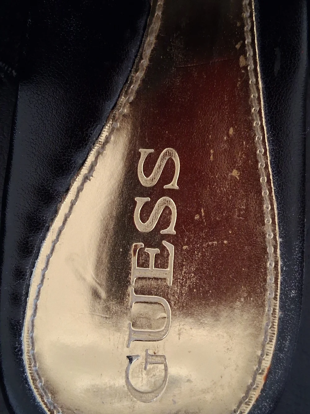 Guess chic black
