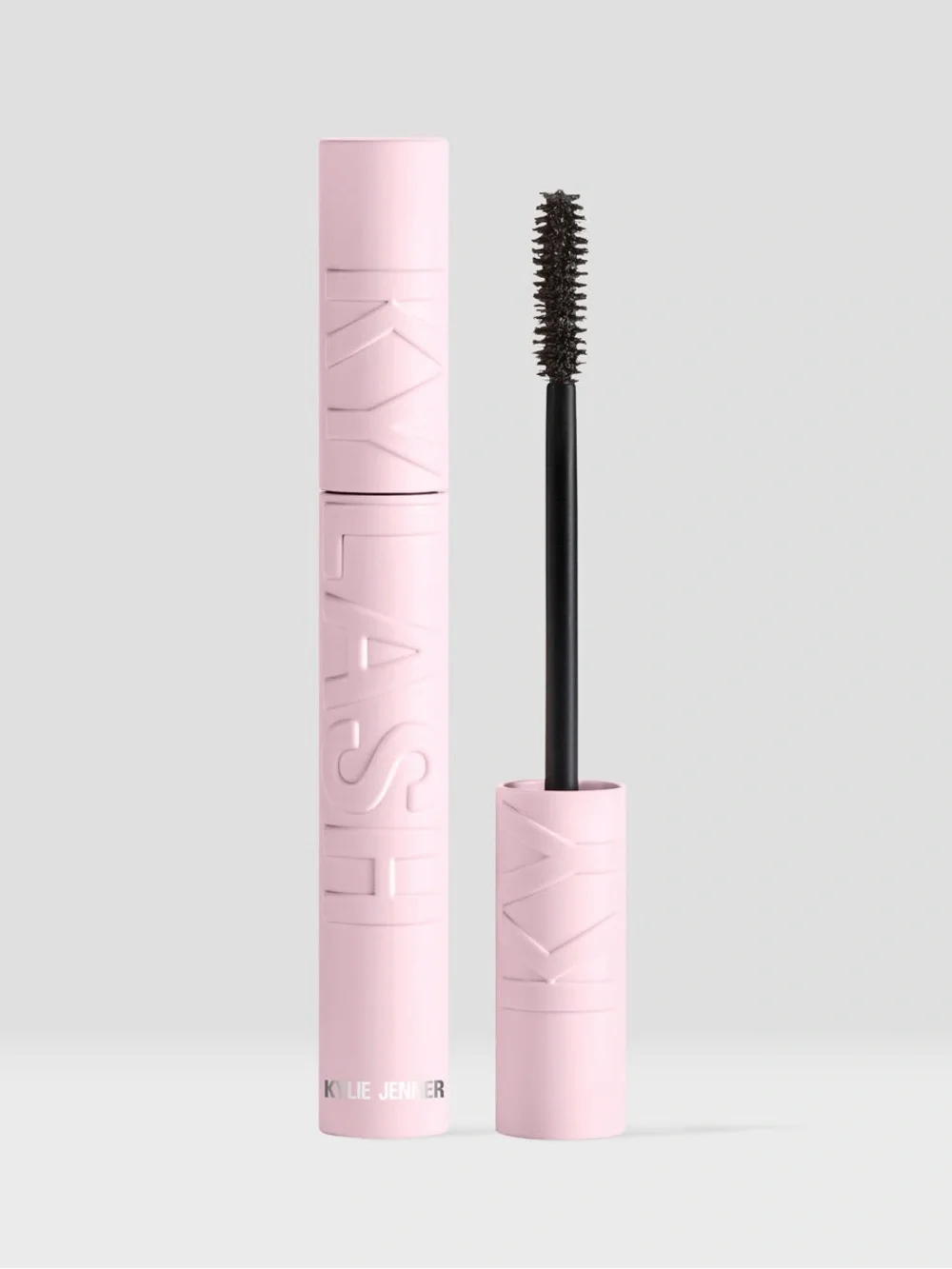 Kylie Cosmetics create bold