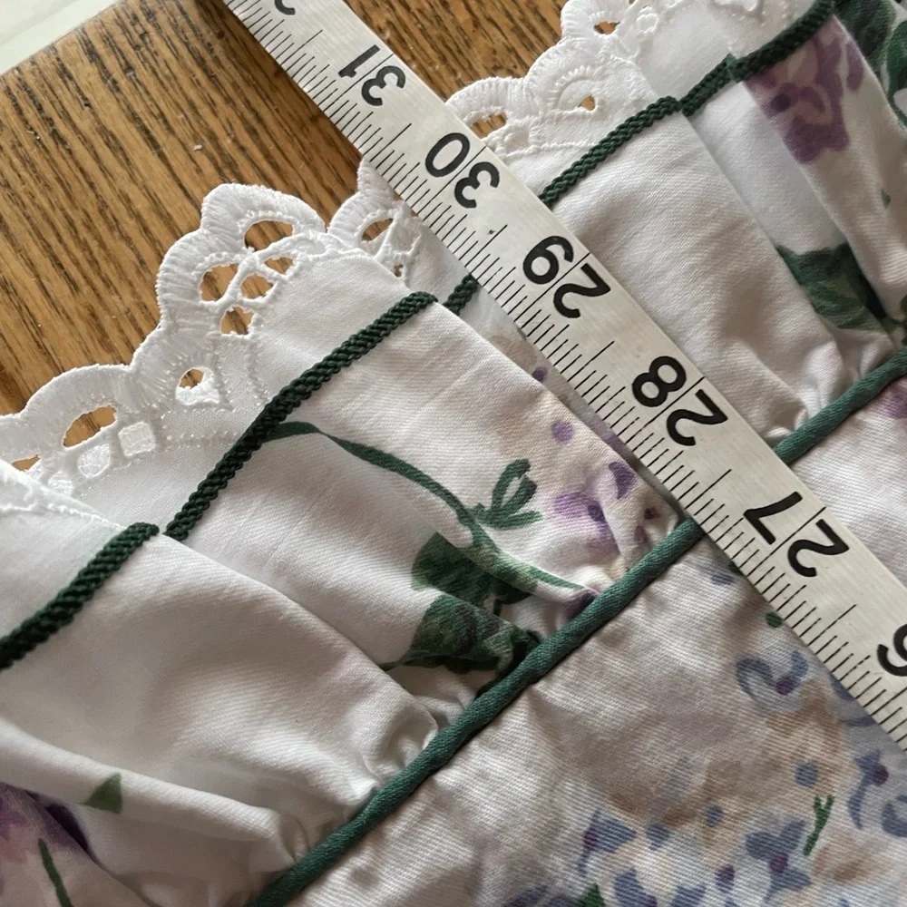 Waverly hard floral 19”