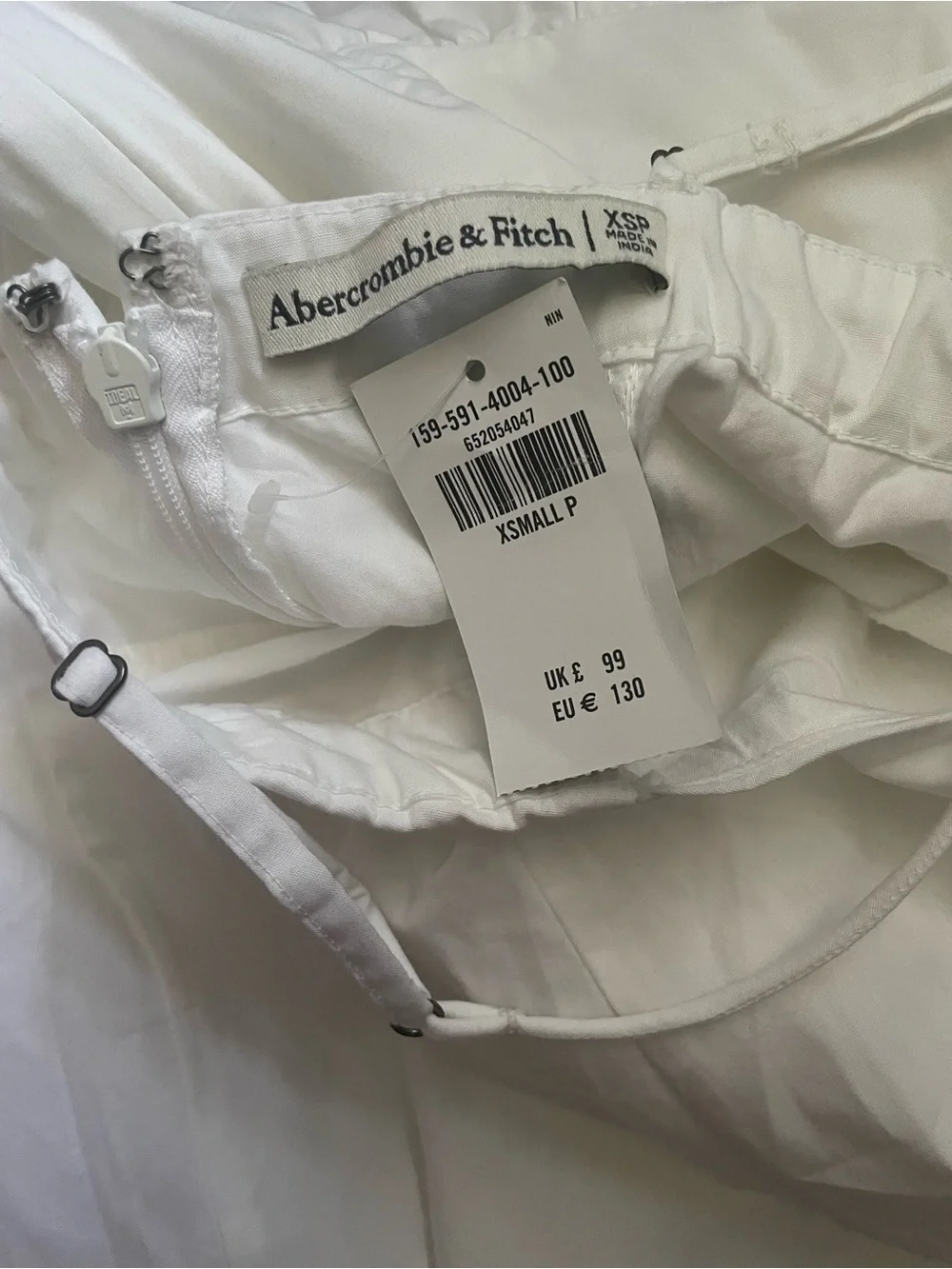Abercrombie & Fitch elegant white