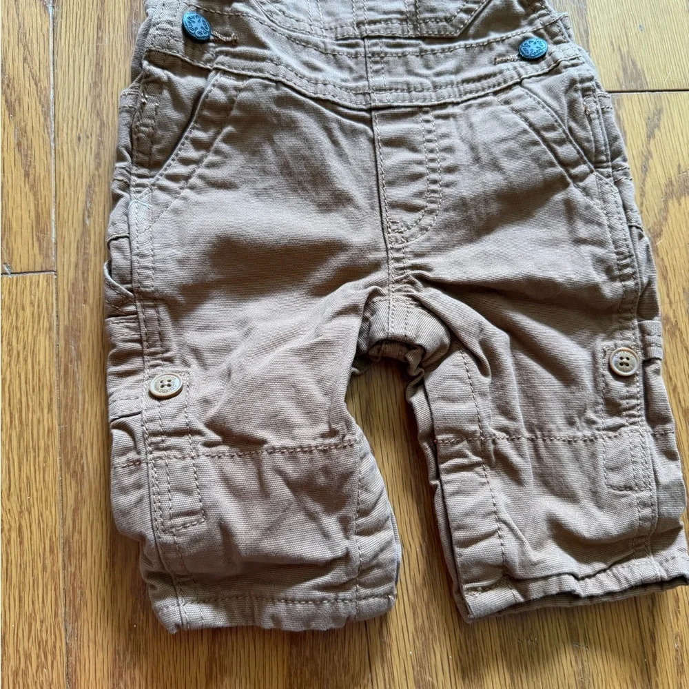 OshKosh Bgosh straps overalls