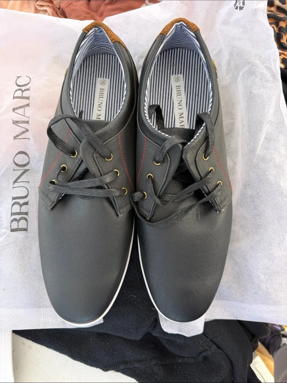 Bruno Marc Men's Black Boat Shoes with Brown Heel Accent