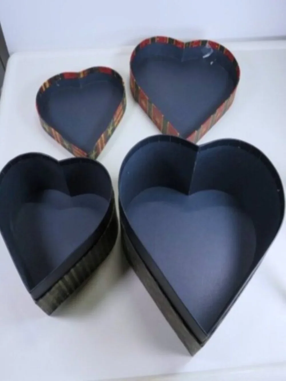 Bobs Boxes step back