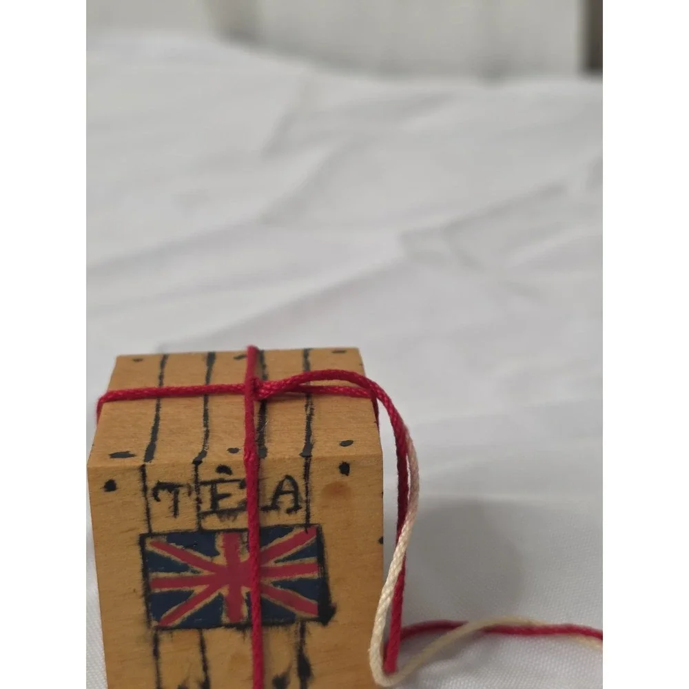 N/A christmas ornament