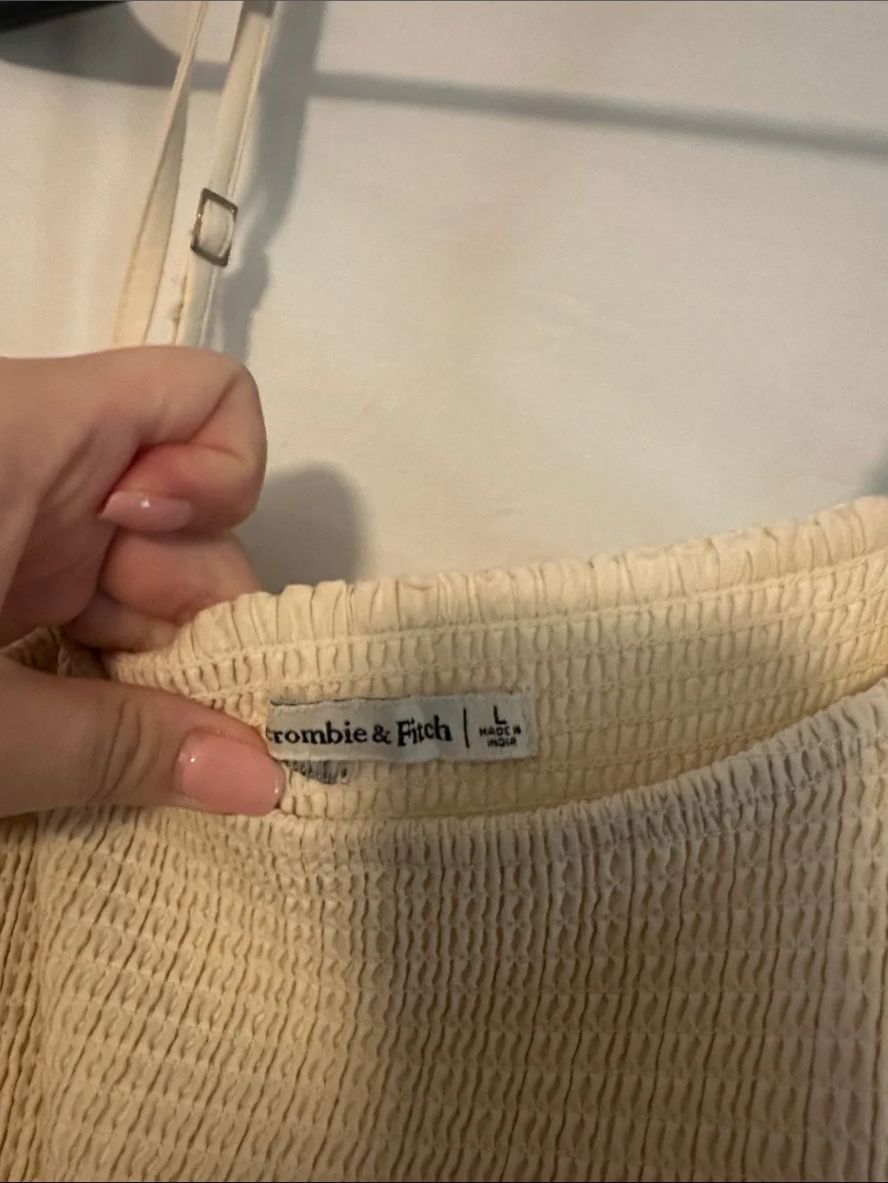 Abercrombie & Fitch lightweight cream