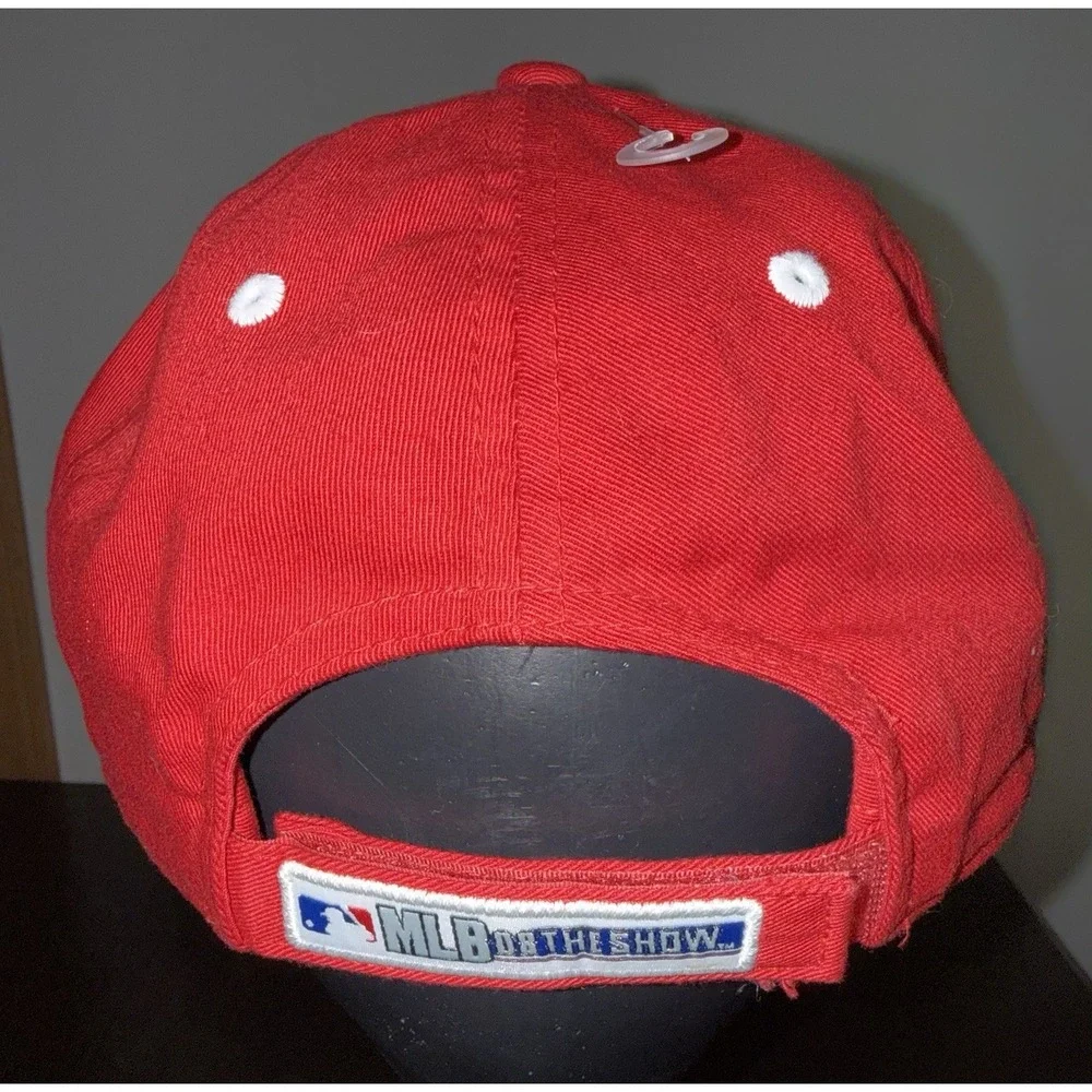 New Era show baseball