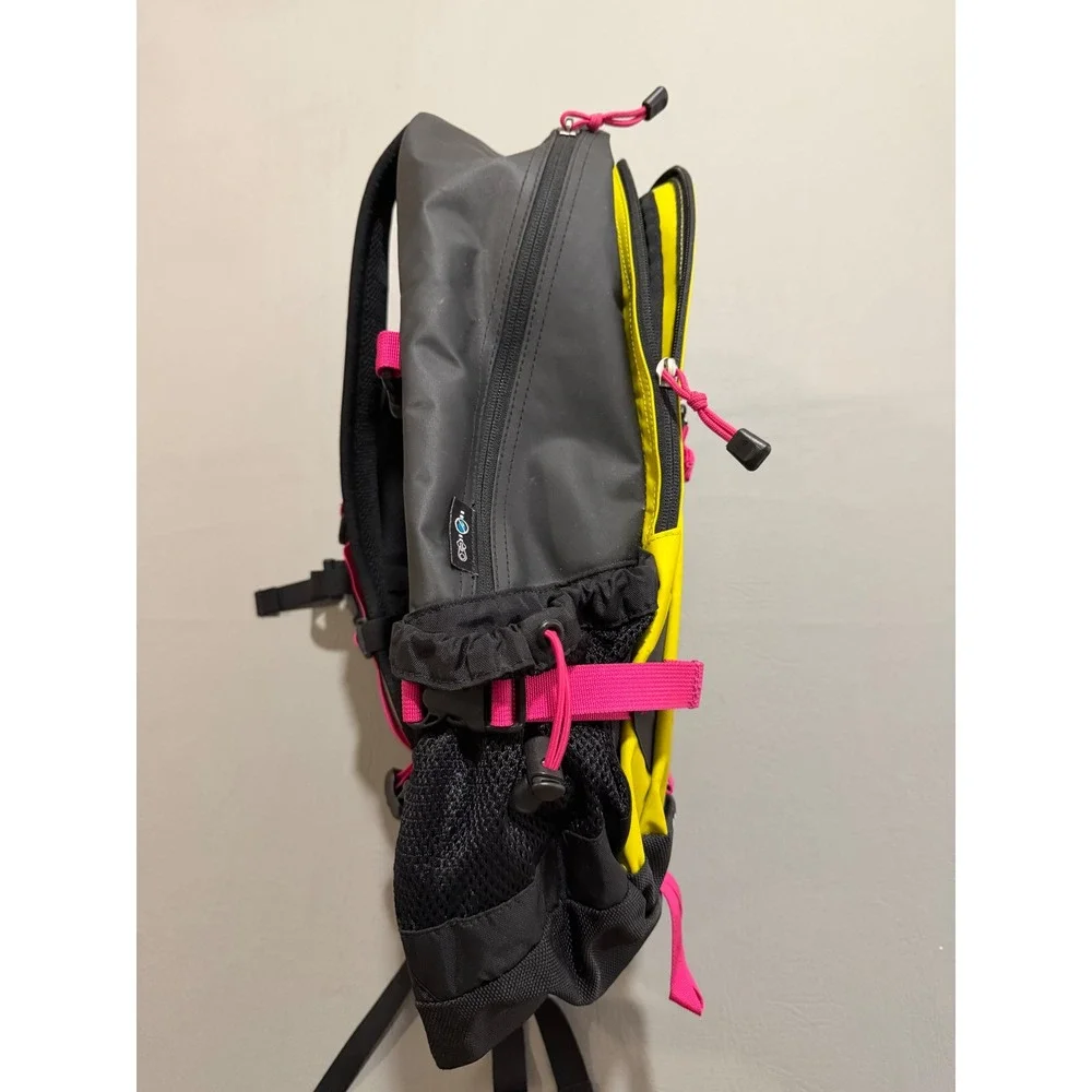 The North Face while daisy