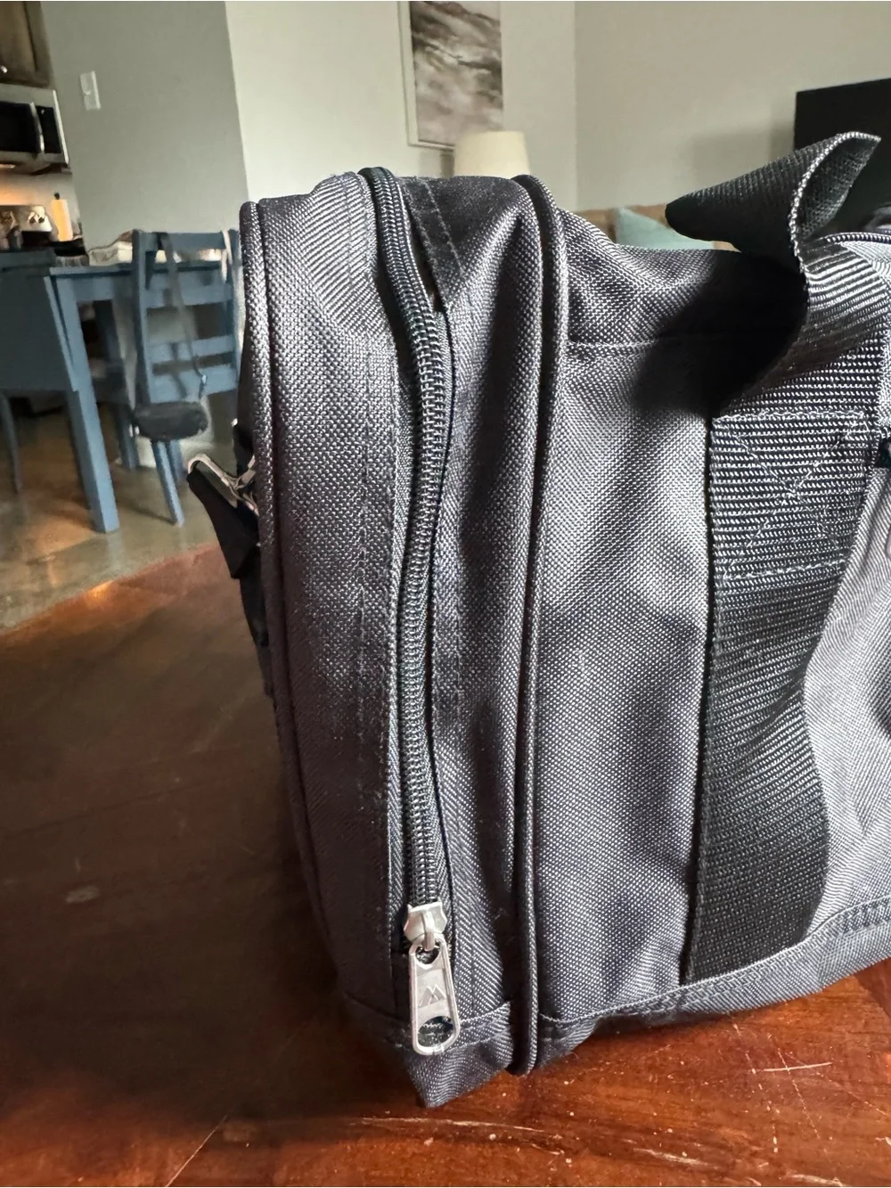 Everest black duffel