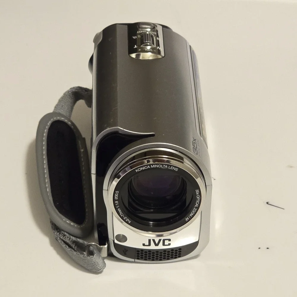 JVC excellent everio