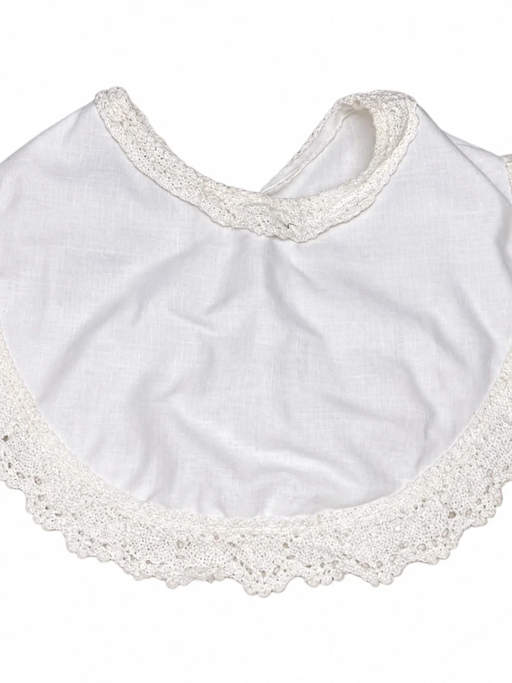 Source Unknown Cream Crochet-Trim Baby Bib