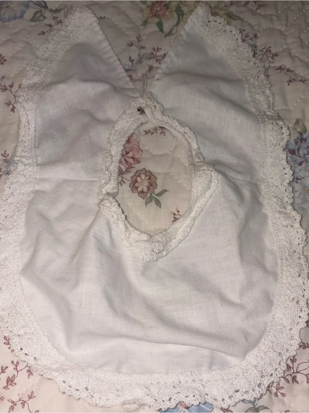Source Unknown light cream