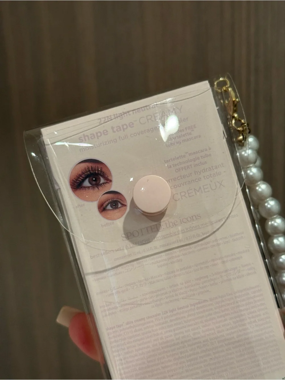 tarte compact featuring