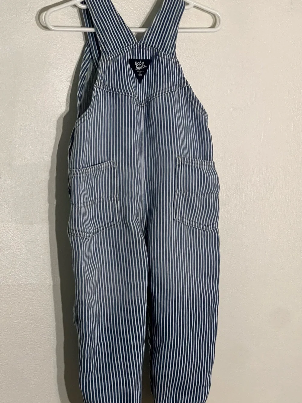 OshKosh Bgosh overalls pocket