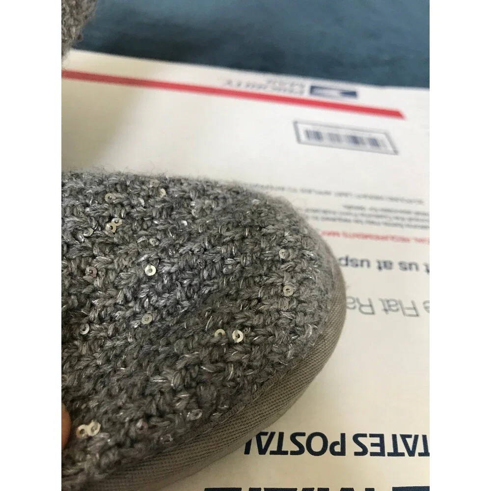 UGG used research