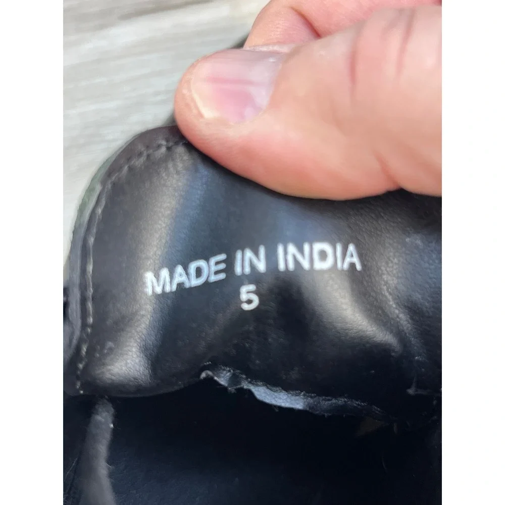 ASOS wear into chukkas