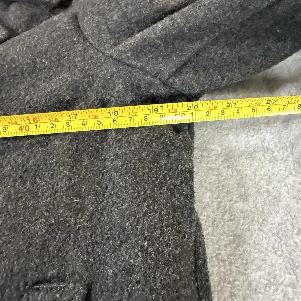 Old Navy closure wool outer