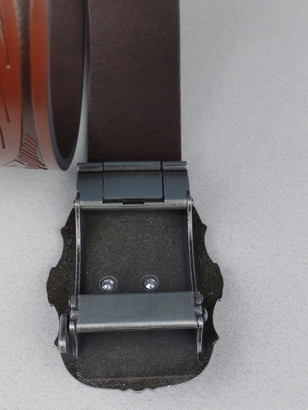 Belt Road classic brown