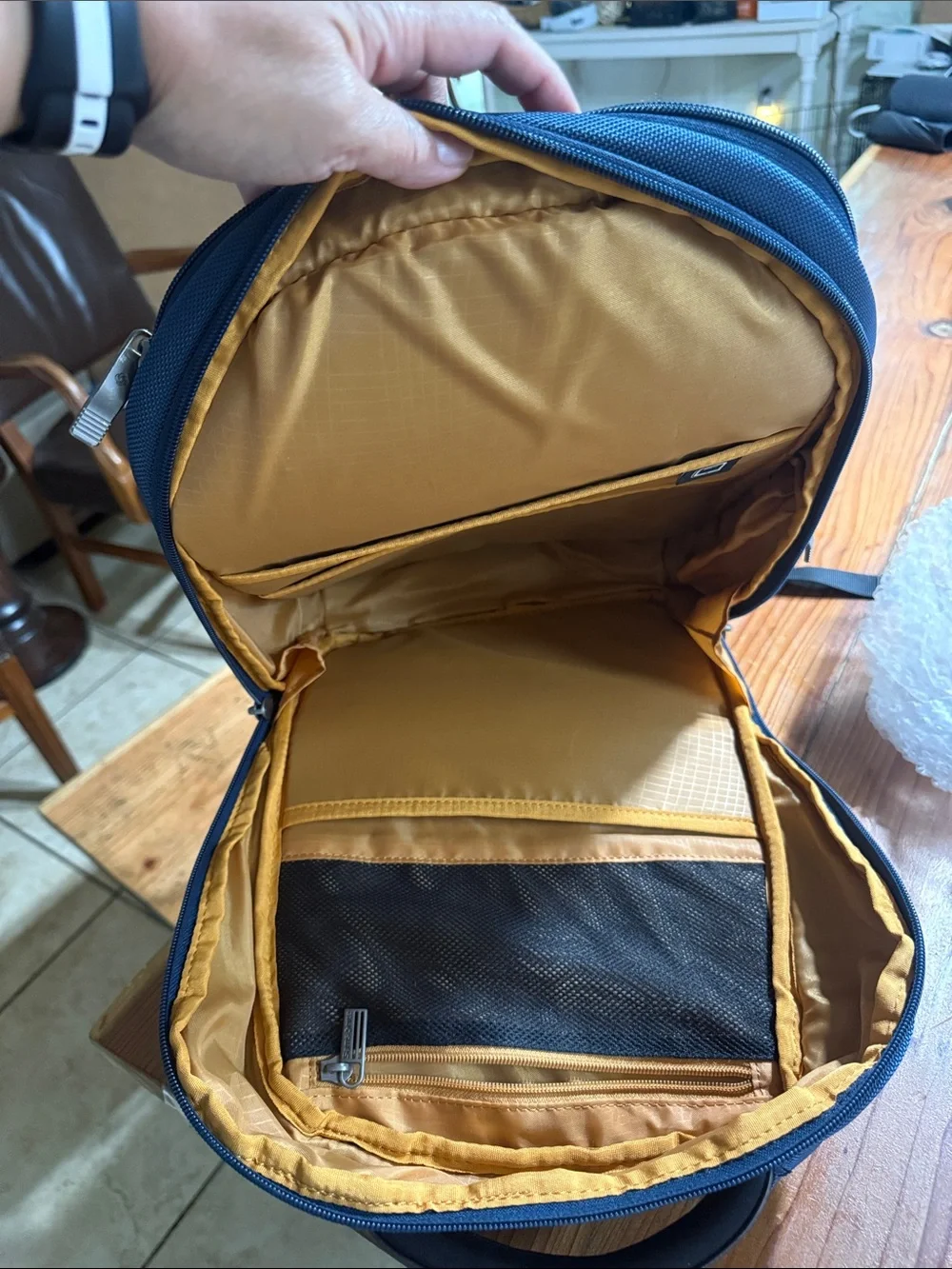 Samsonite top easy helps