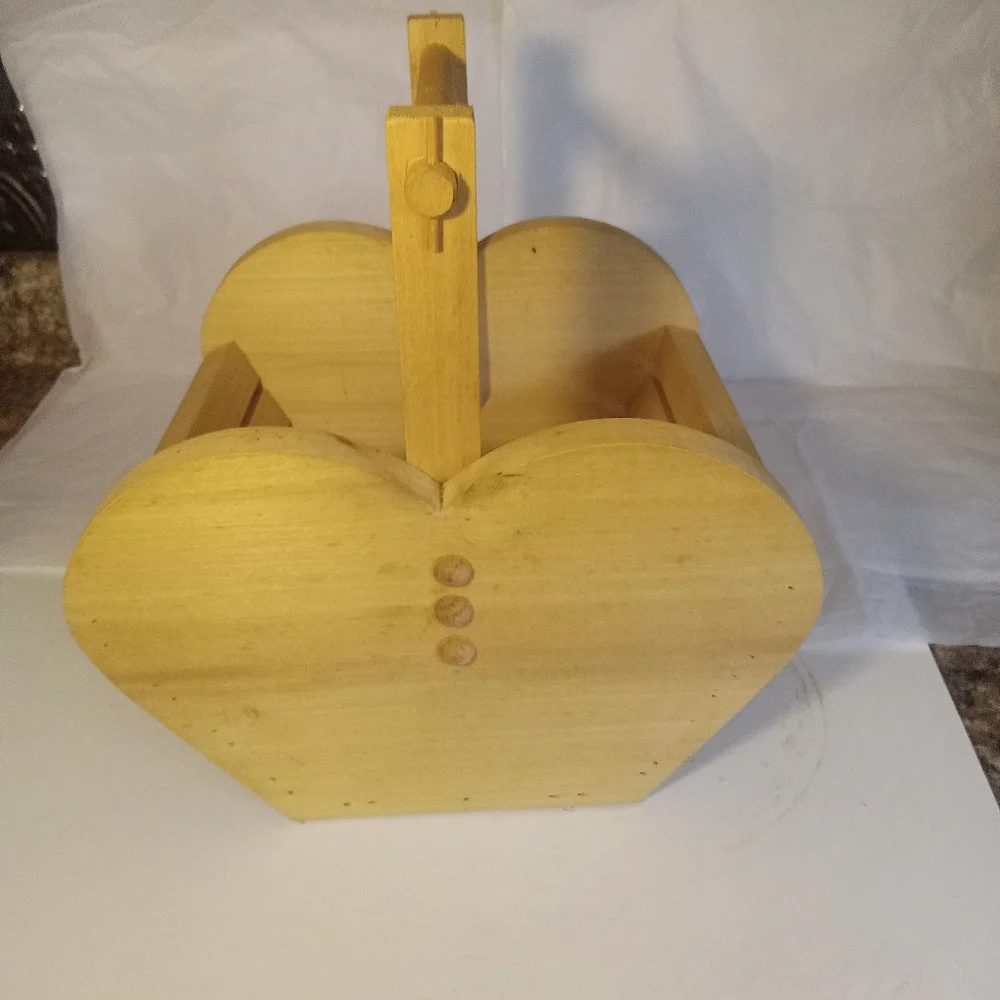 Hand Crafted measurements photos comes