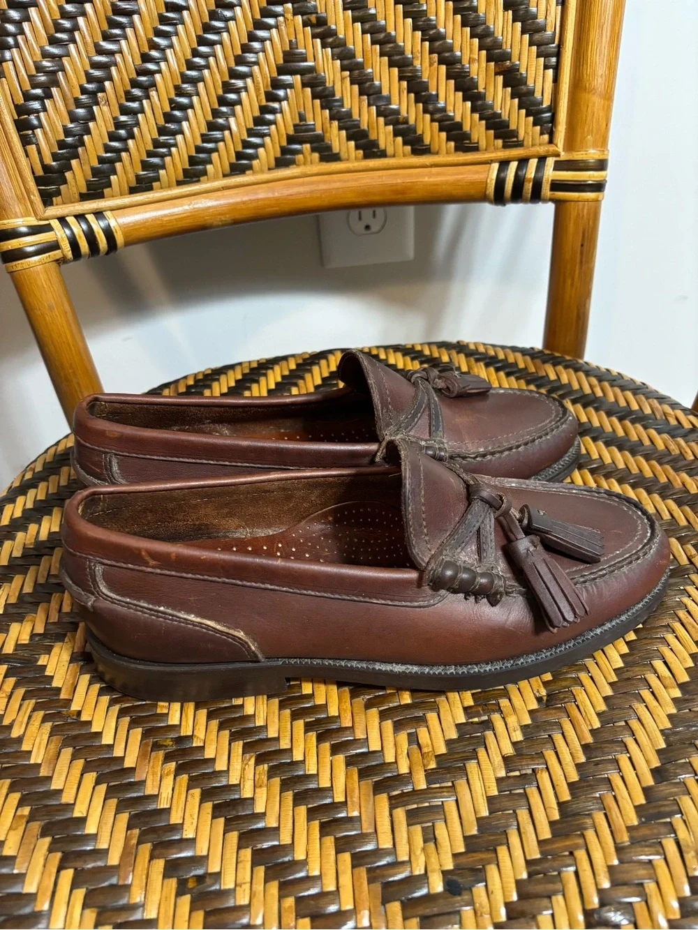 Bass brown leather