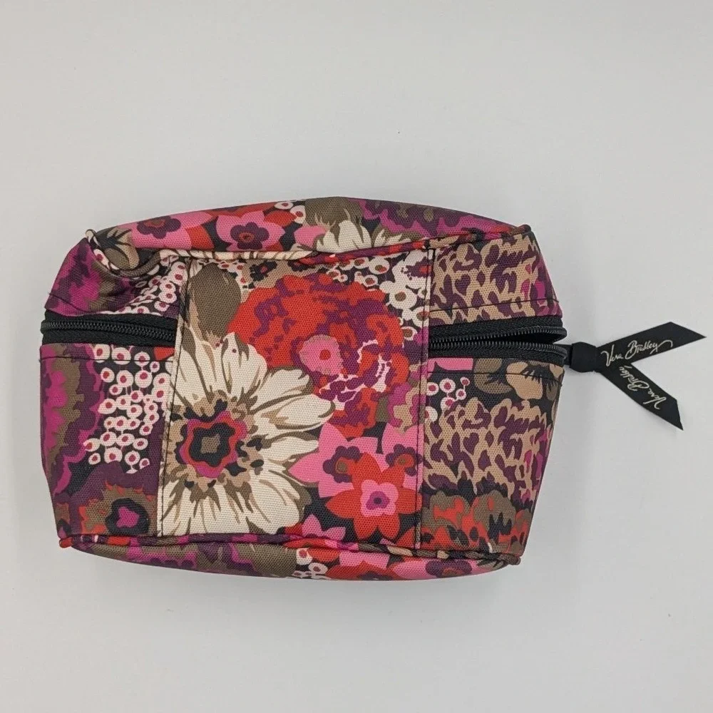 Vera Bradley see pictures