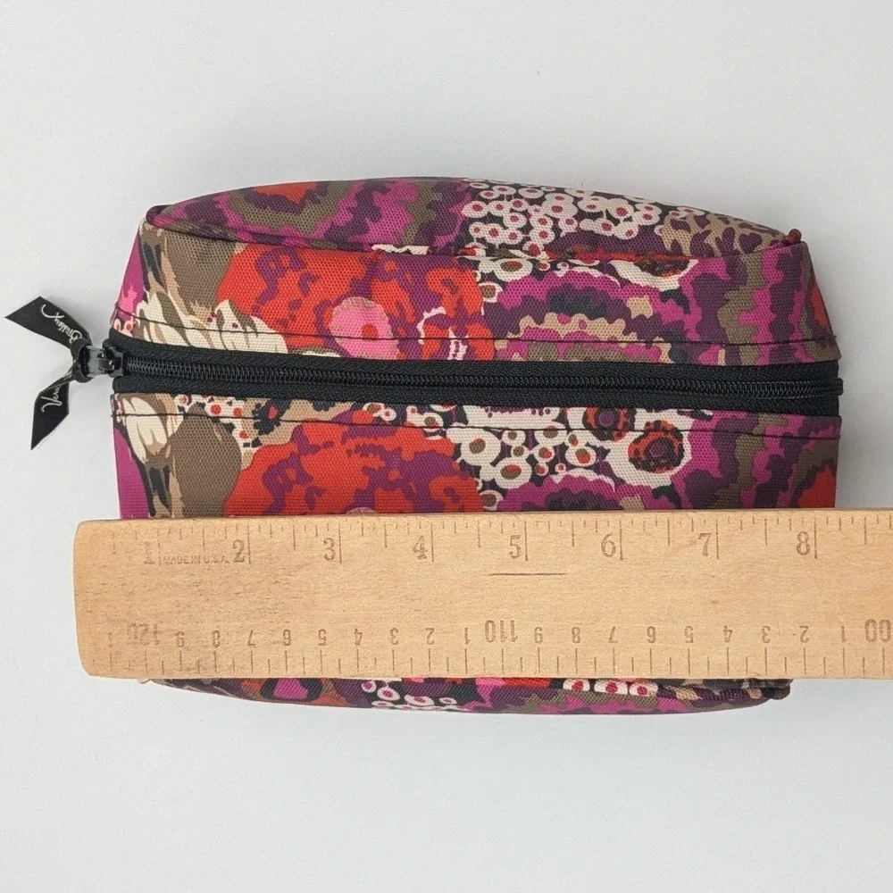 Vera Bradley see pictures