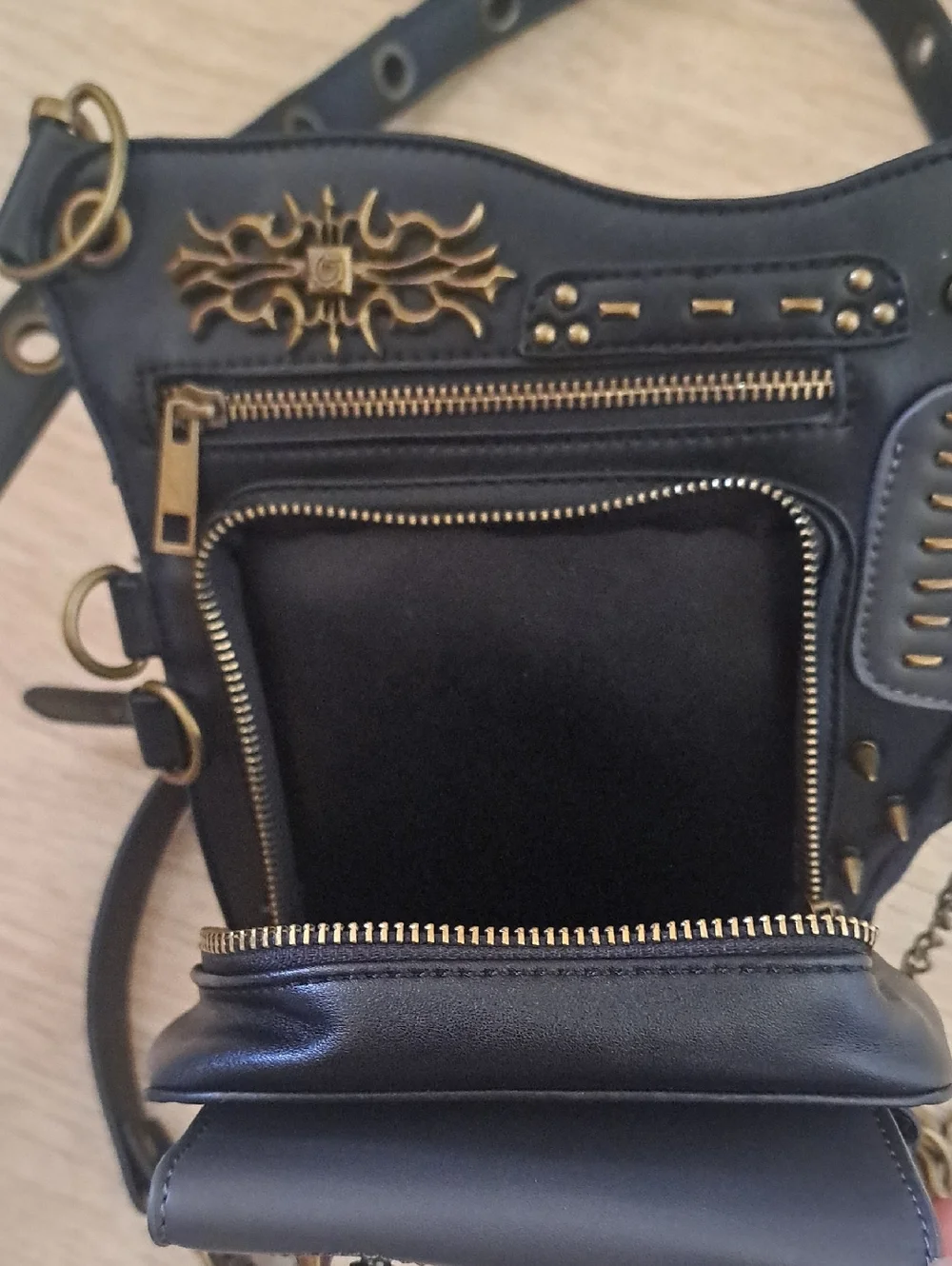 STEEL MOSTER retro shoulder