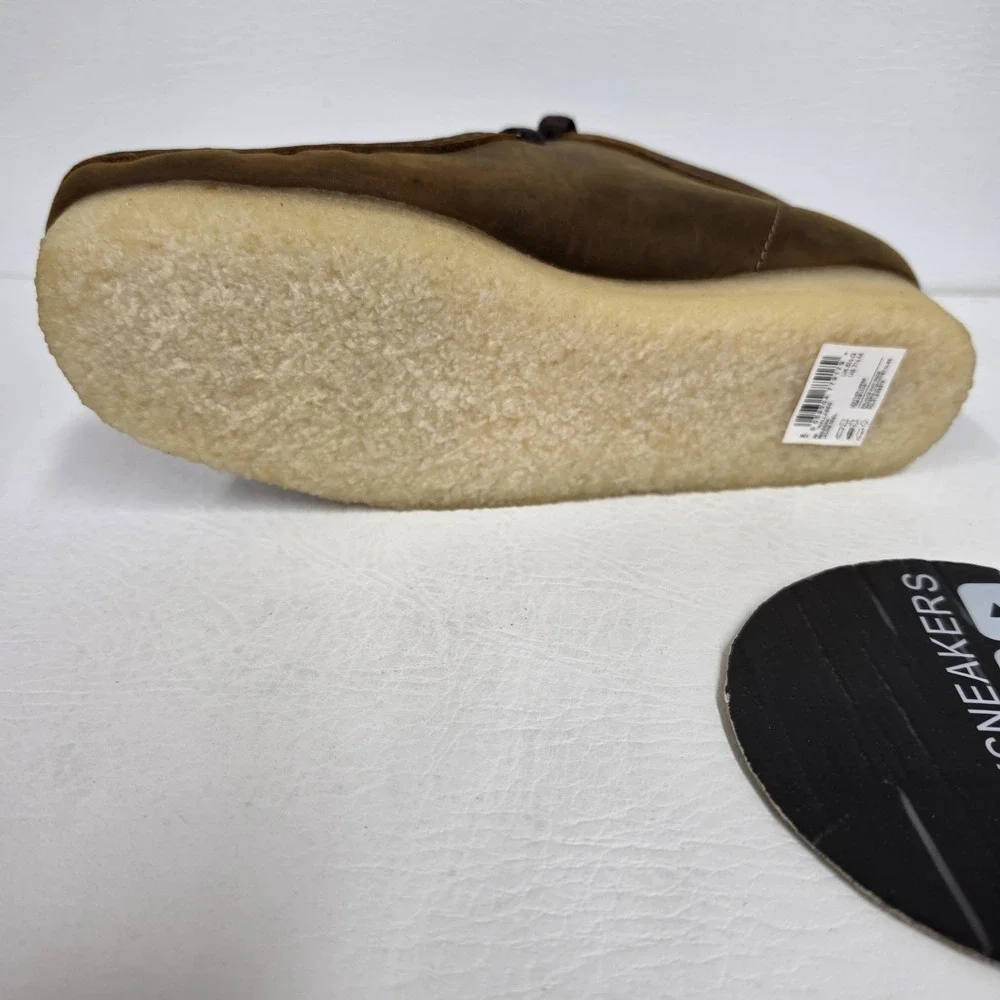 Clarks wallabee low