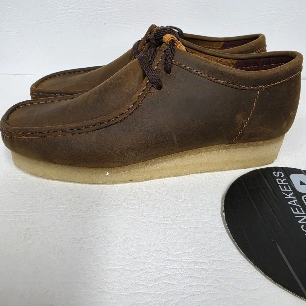 Clarks wallabee low