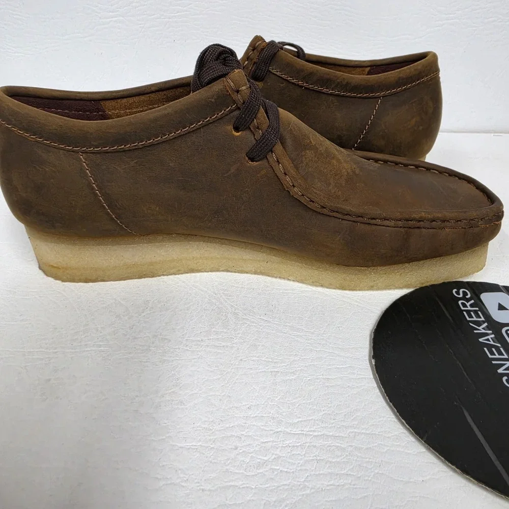 Clarks wallabee low