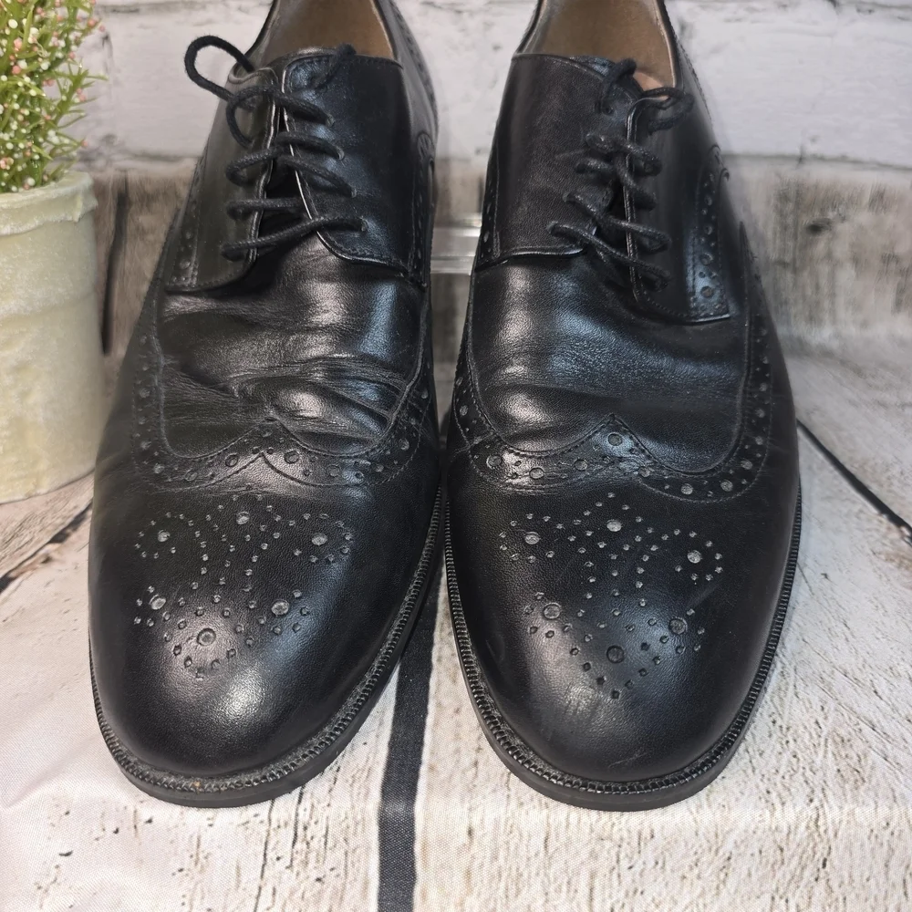 Joseph Abboud sleek black