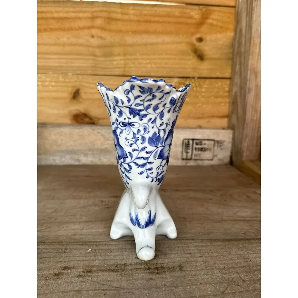 N/A blue white