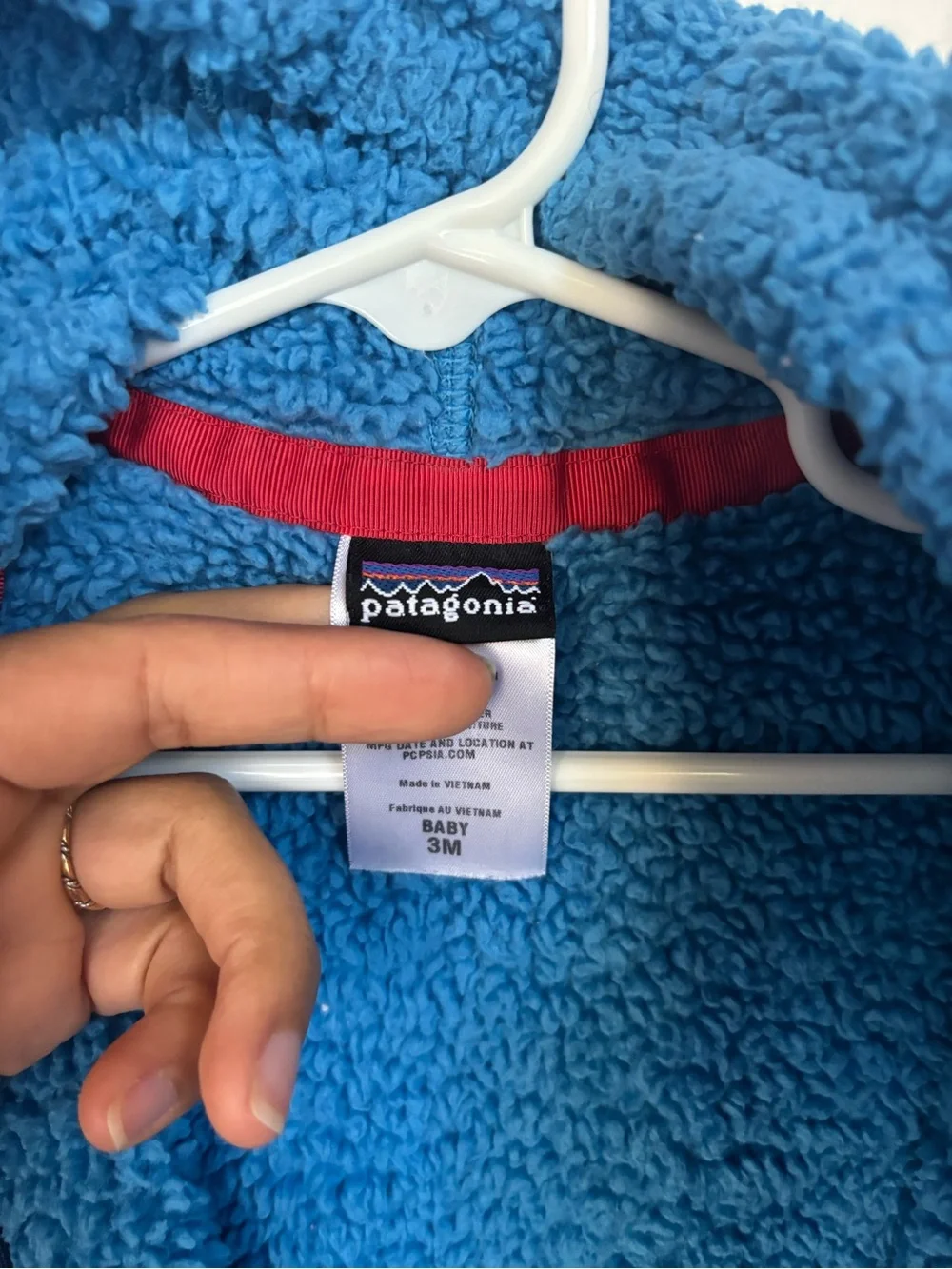 Patagonia fleece bunting