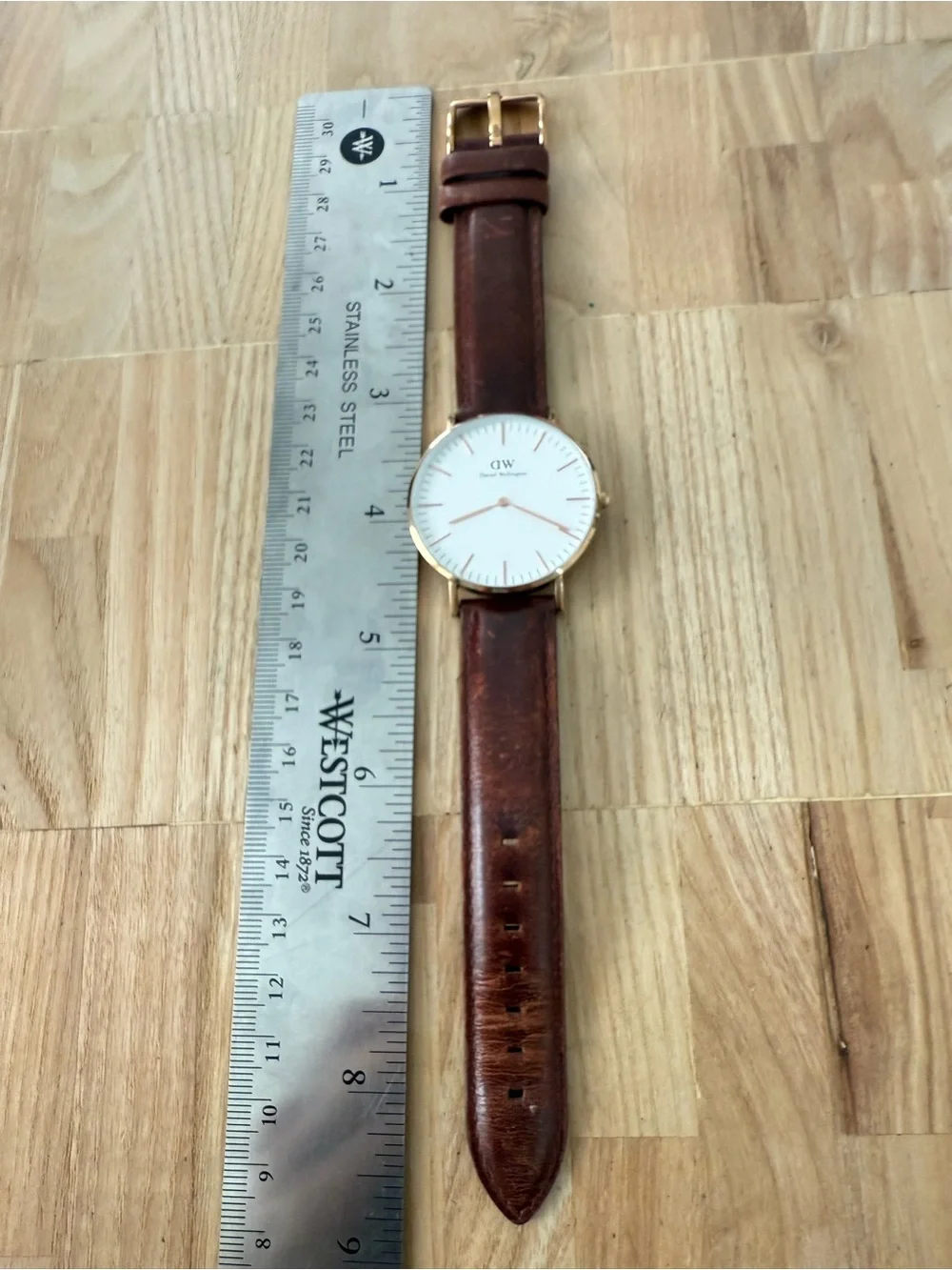 Daniel Wellington handling has
