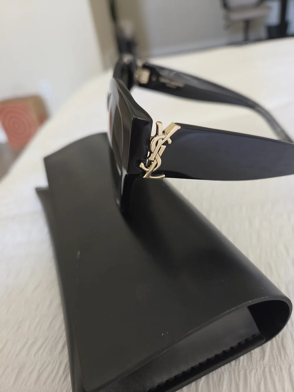 Yves Saint Laurent ysl authentic