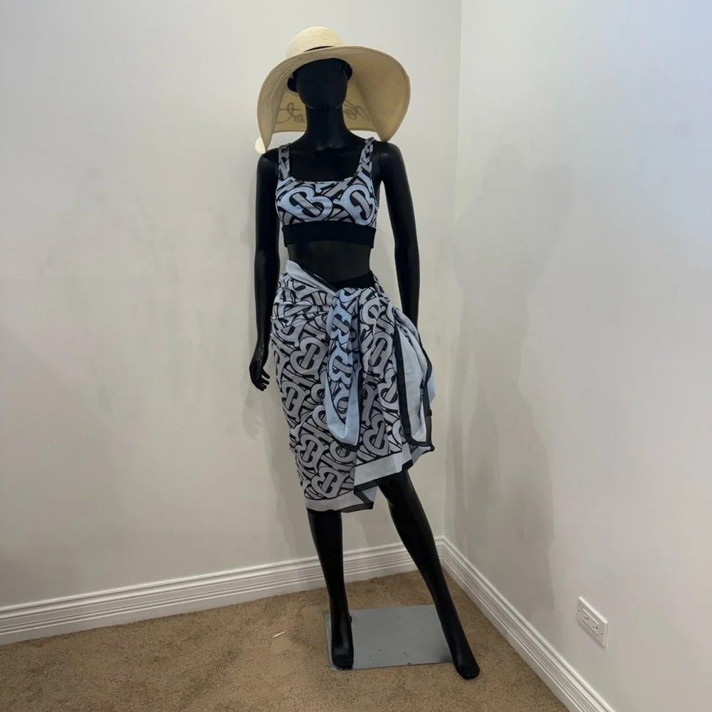 Burberry iconic monogram