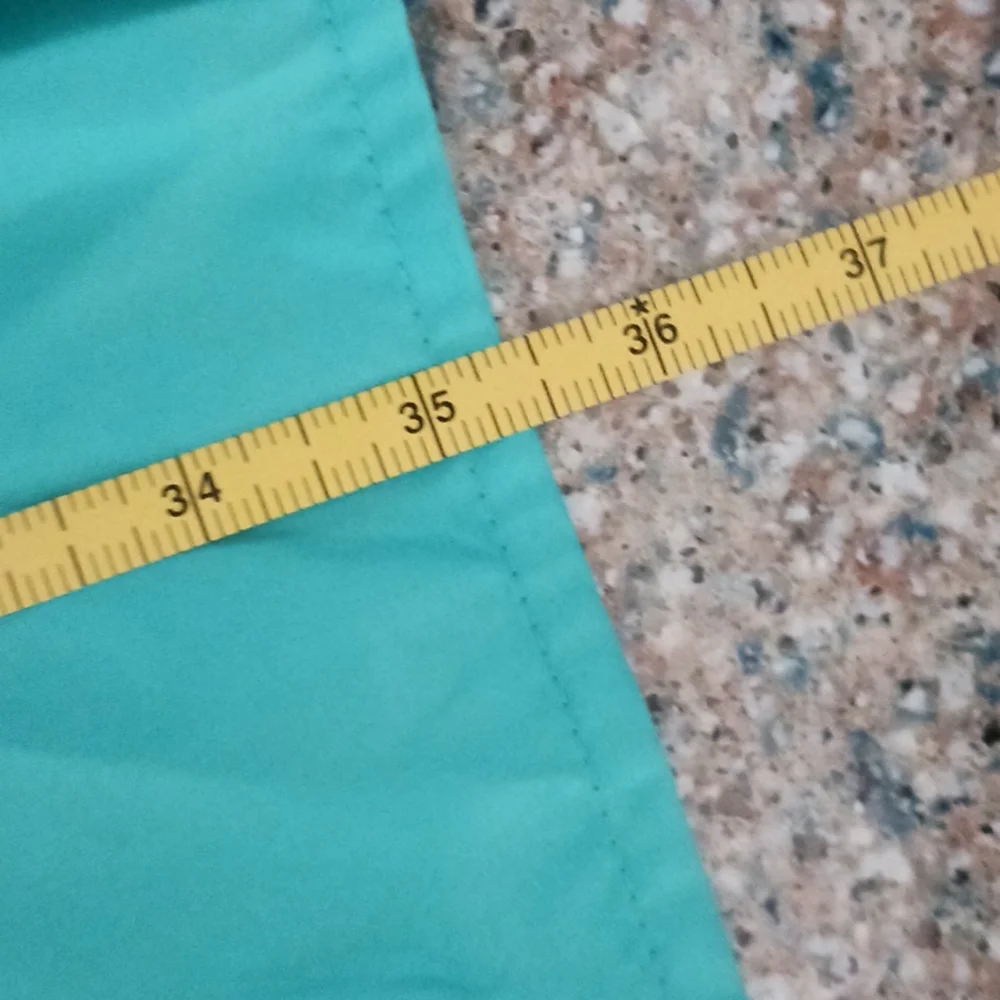 Tupperware apron pockets